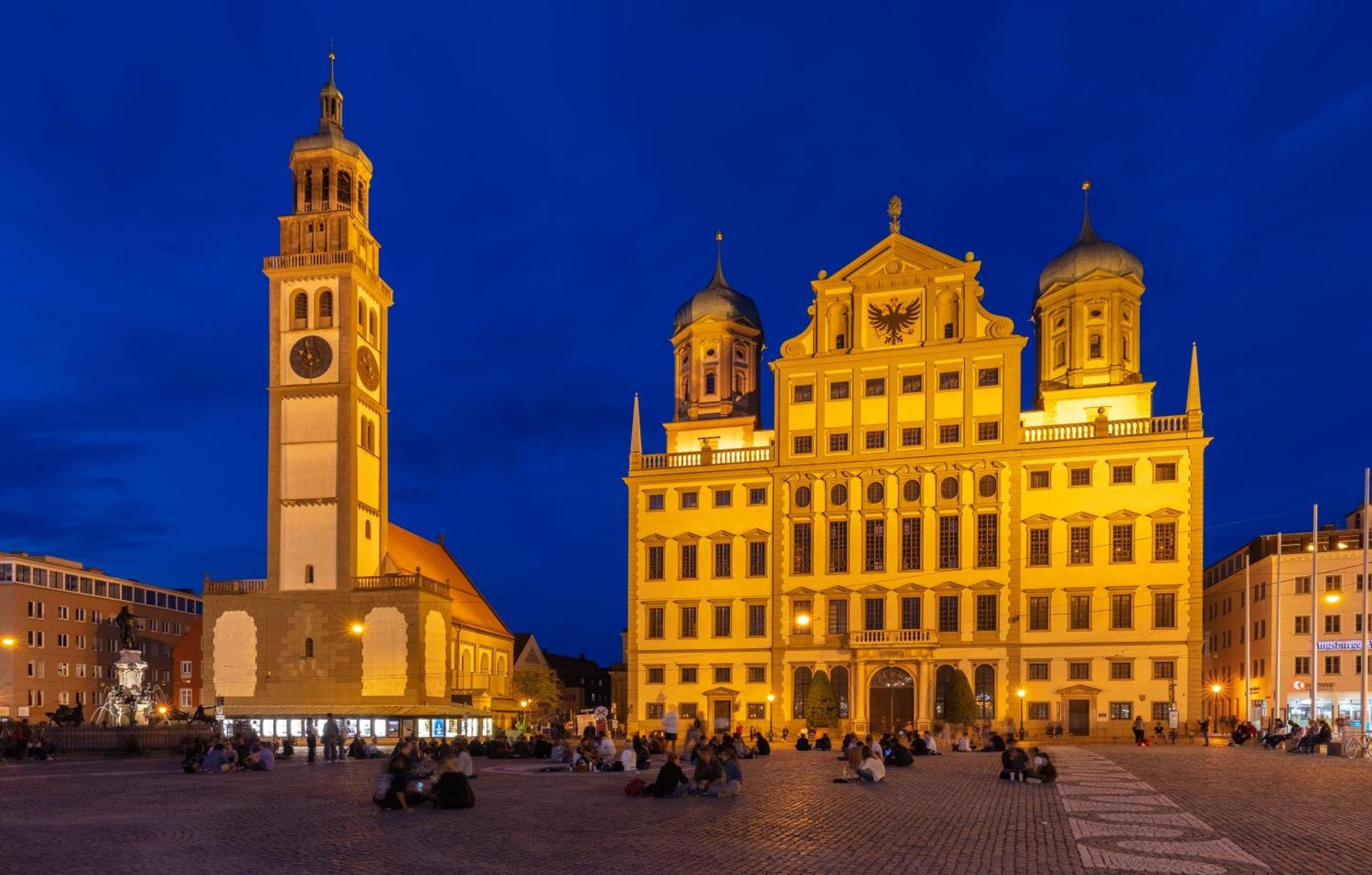 Gemuetliche Oase In Der Innenstadt, Zwei Minuten Zum Rathaus Augsburg Bagian luar foto